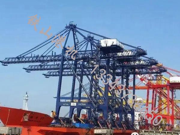 湖南衡陽(yáng)岸橋廠家岸橋工作起來(lái)效率高，節(jié)省空間